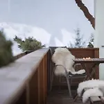 Haus Alpenkoenig Stubaier Gletscher