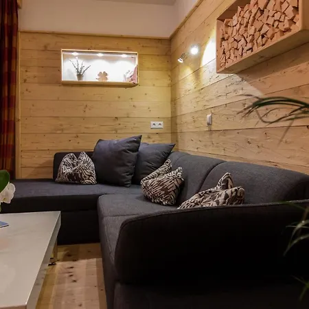 Haus Alpenkoenig Luxury Living Close To Stubai Glacier Apartamento *