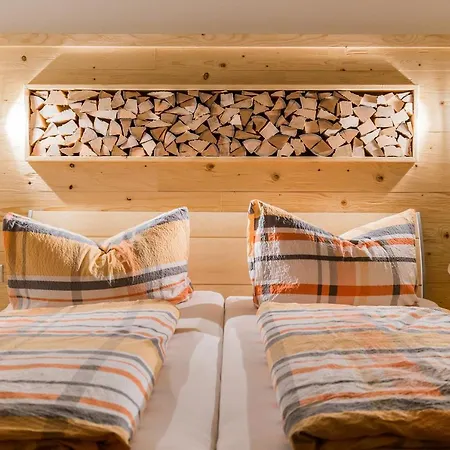 Haus Alpenkoenig Stubaier Gletscher *