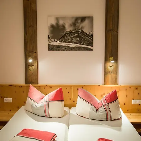 Haus Alpenkoenig Luxury Living Close To Stubai Glacier * Neustift im Stubaital