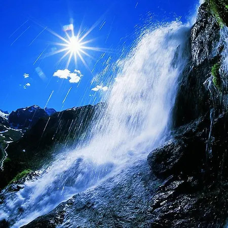 Haus Alpenkoenig Stubaier Gletscher Apartamento *