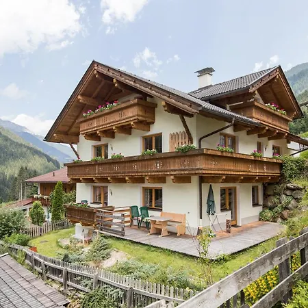 Haus Alpenkoenig Stubaier Gletscher * Neustift im Stubaital