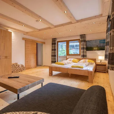Haus Alpenkoenig Luxury Living Close To Stubai Glacier Apartamento *