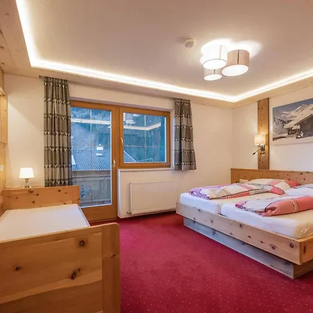 Stubaier Gletscher Xl Residenz Haus Alpenkoenig Im Alpinen Charme Stubai Super Card Inklusive