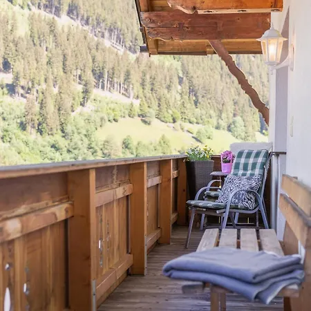 Haus Alpenkoenig Luxury Living Close To Stubai Glacier *