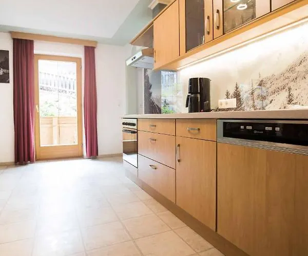 Apartment Haus Alpenkoenig Stubaier Gletscher